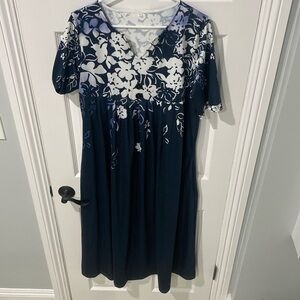 Women’s maxi dress